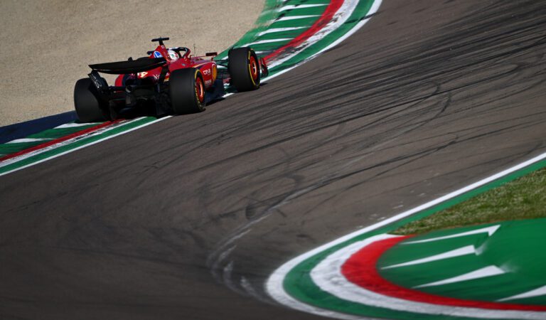 Red Bull sufre y Ferrari domina en las prácticas libres del GP de Emilia-Romaña