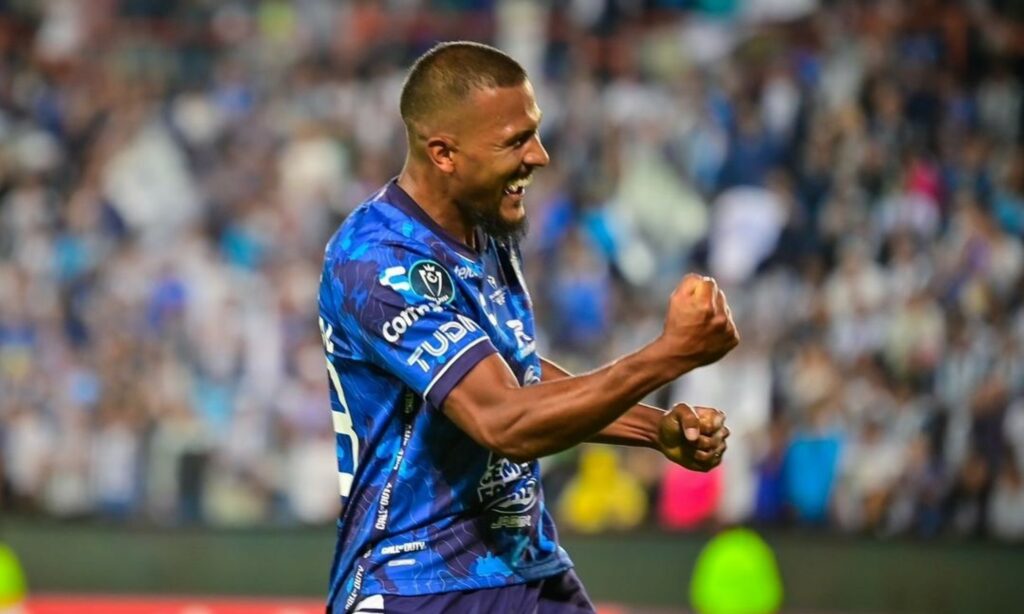 Salomón Rondón llevó a Pachuca al Súper Mundial de Clubes.