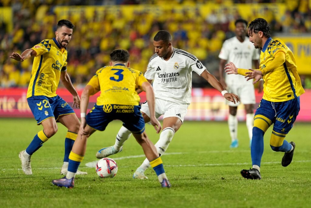 Real Madrid vuelve a tropezar y empata ante Las Palmas 2 Madrid