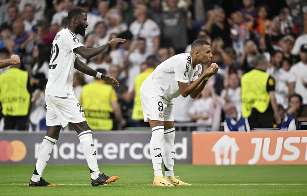 Champions League: Mbappé, Rüdiger y Courtois le dan el triunfo al Real Madrid 3 Mbappé y Rüdiger anotaron dos de los goles del Real Madrid en el debut por la nueva Champions League.