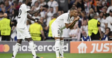 Mbappé y Rüdiger anotaron dos de los goles del Real Madrid en el debut por la nueva Champions League.