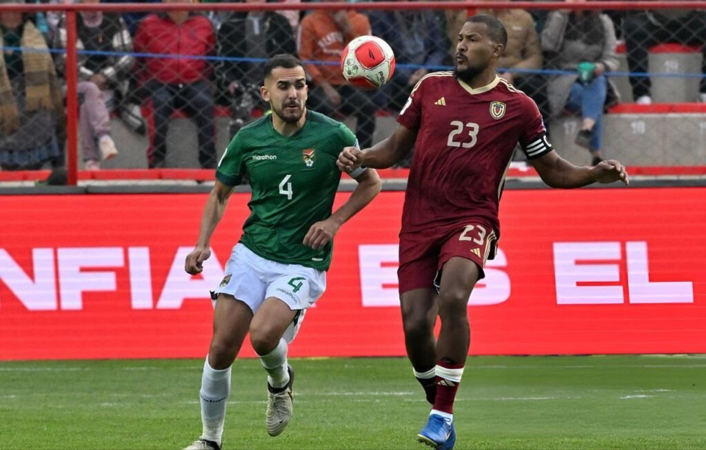 Venezuela, hundida en la altura de Bolivia 5 Salomón Rondón.