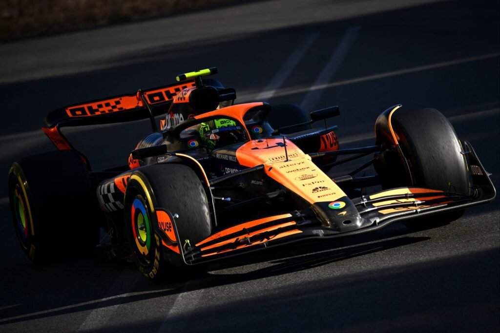 La FIA obliga a McLaren a modificar el 'mini-DRS' de su alerón trasero 4 McLaren