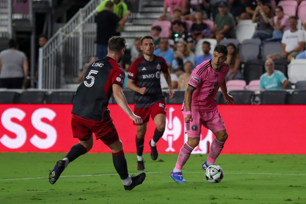 Luis Suárez contra el Toronto FC.