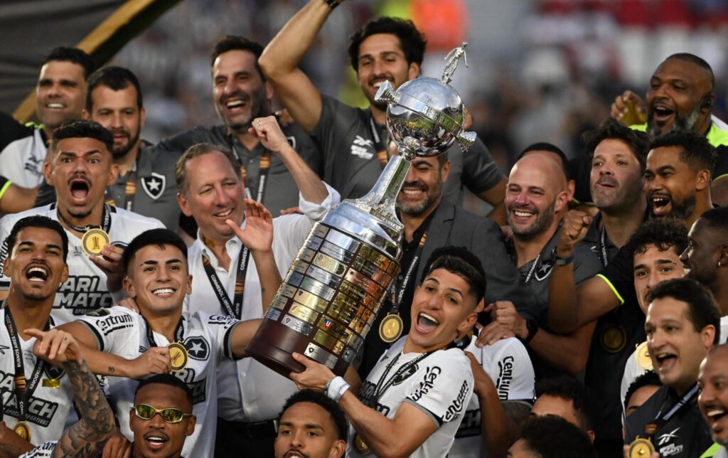 Jefferson Savarino, campeón de Libertadores con Botafogo.