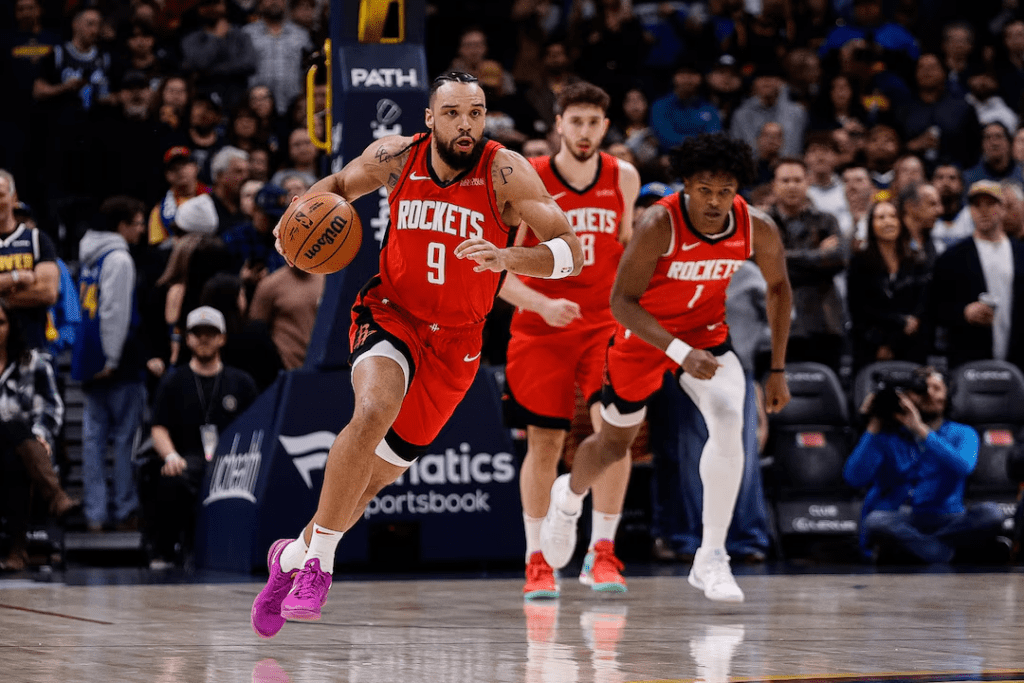 Los Nuggets enfrentaron este compromiso ante los Rockets con la baja de Nikola Jokic