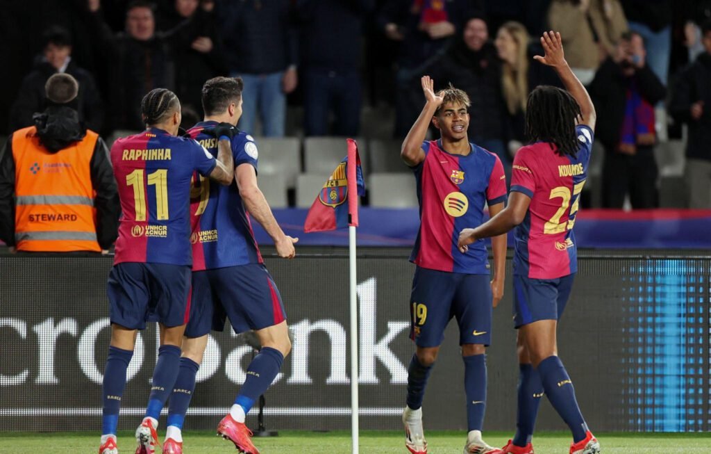 Barcelona no pudo mantener el 4-2 contra el Atlético, y terminó cediendo un empate a 4.