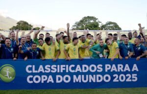 Brasil clasificó al Mundial sub 20 luego de vencer 3-1 a Paraguay.