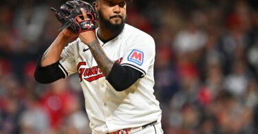 Guardianes de Cleveland bullpen