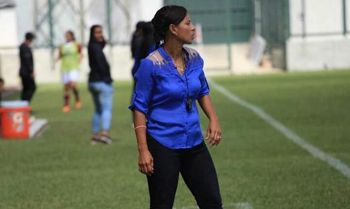 Dayana Frias la más experimentada: Vinotinto Femenina