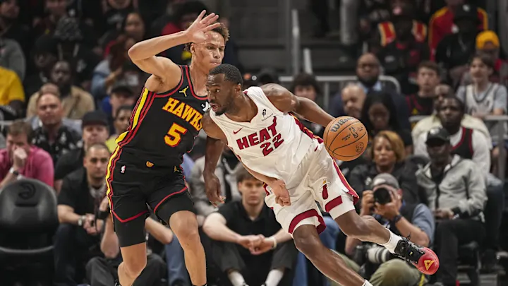Miami Heat vence a los Atlanta Hawks.