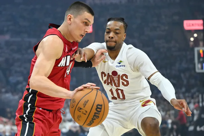 Los Cavaliers arrebatan la primera victoria a Miami Heat.