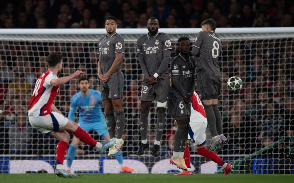 Declan Rice protagonizó una exhibición de tiros libres contra Real Madrid.