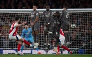 Declan Rice protagonizó una exhibición de tiros libres contra Real Madrid.