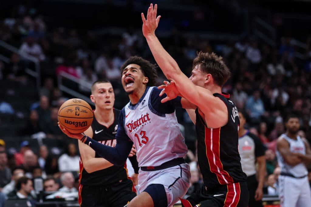 5ta victoria consecutiva para el Miami Heat: Pelle Larsson destaca ante los Wizards 7 Miami Heat