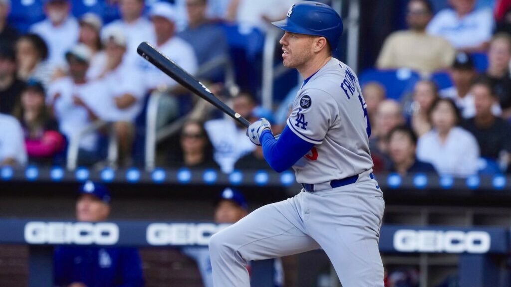 Dodgers Freddie Freeman Marlins AP Marta Lavandier 2025