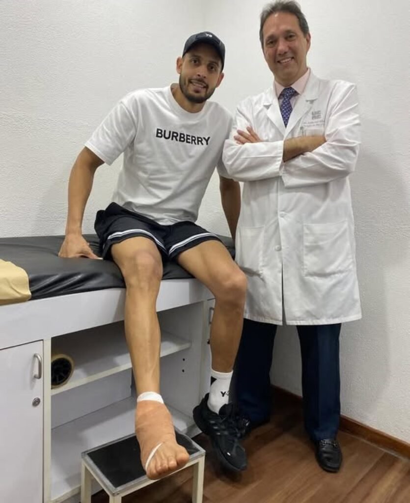 Rafael Romo es duda para llegar al duelo de Venezuela contra Bolivia.