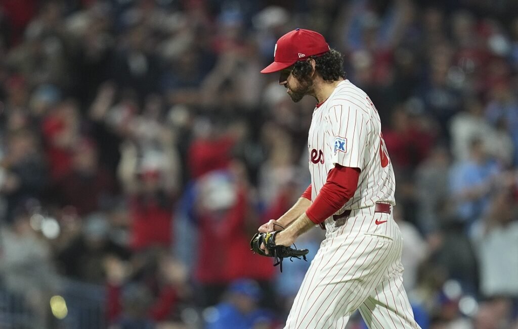 Ranger Suárez apagó a Ronald Acuña Jr y a los Bravos de Atlanta para su cuarto triunfo consecutivo 4 Ranger Suárez
