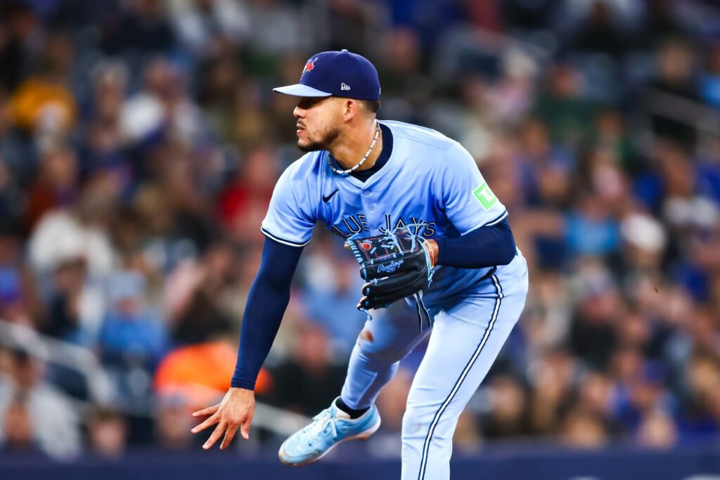 José Berríos en su apertura con los Blue Jays, partido que lo ganaron gracias a un jonrón de Vladimir Guerrer Jr.