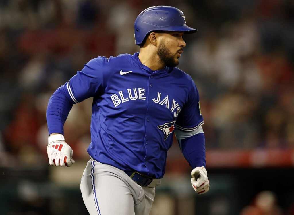 Anthony Santander luego de conectar un jonrón el jueves pasado contra los Angels.
