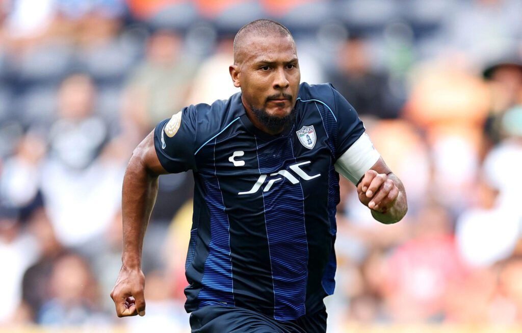 Salomón Rondón no pudo marcarle al Salzburgo.