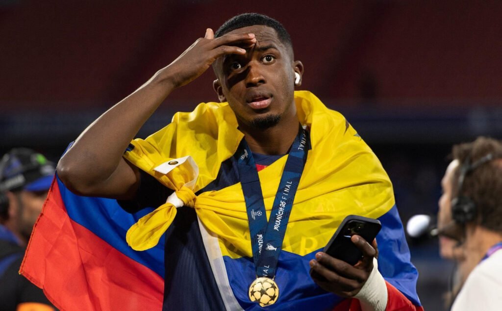 Willian Pacho, figura ecuatoriana del PSG campeón de Champions. 