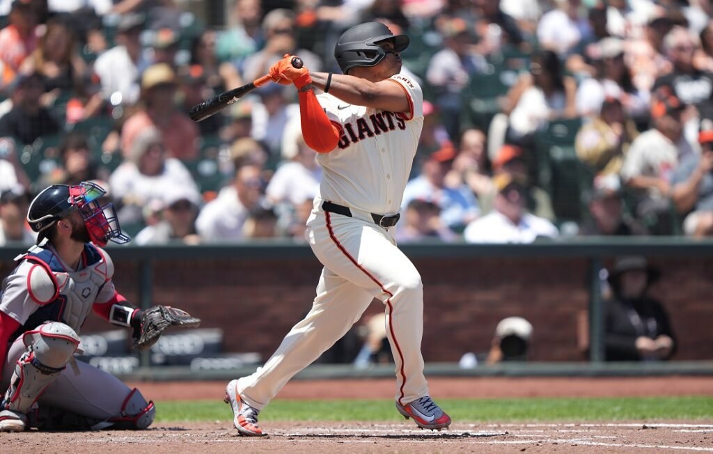 Rafael Devers conectó cuadrangular ante Medias Rojas de Boston para guiar el triunfo de San Francisco 3 Rafael Devers