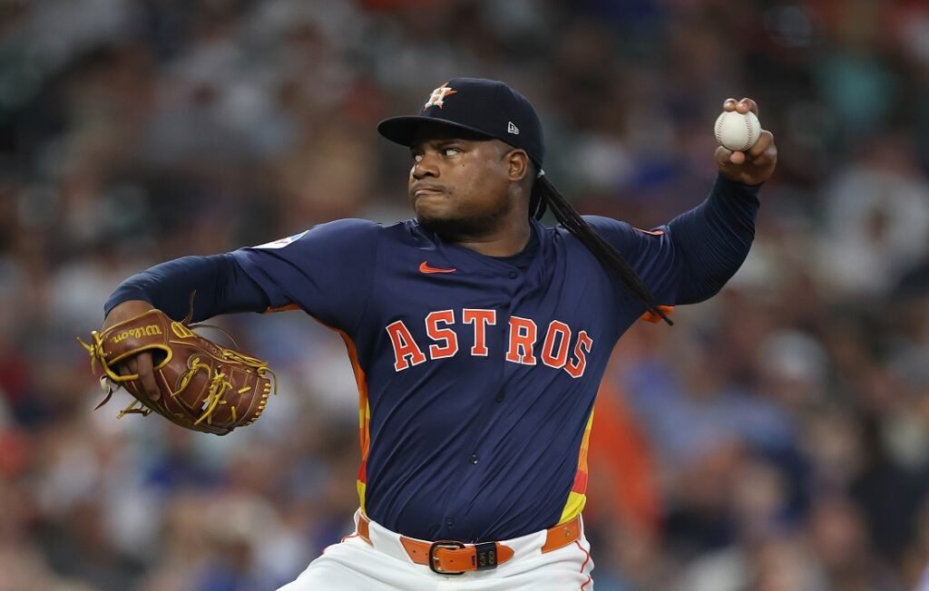 José Altuve comandó triunfo de Astros de Houston con su 13° cuadrangular 2 Framber Valdez