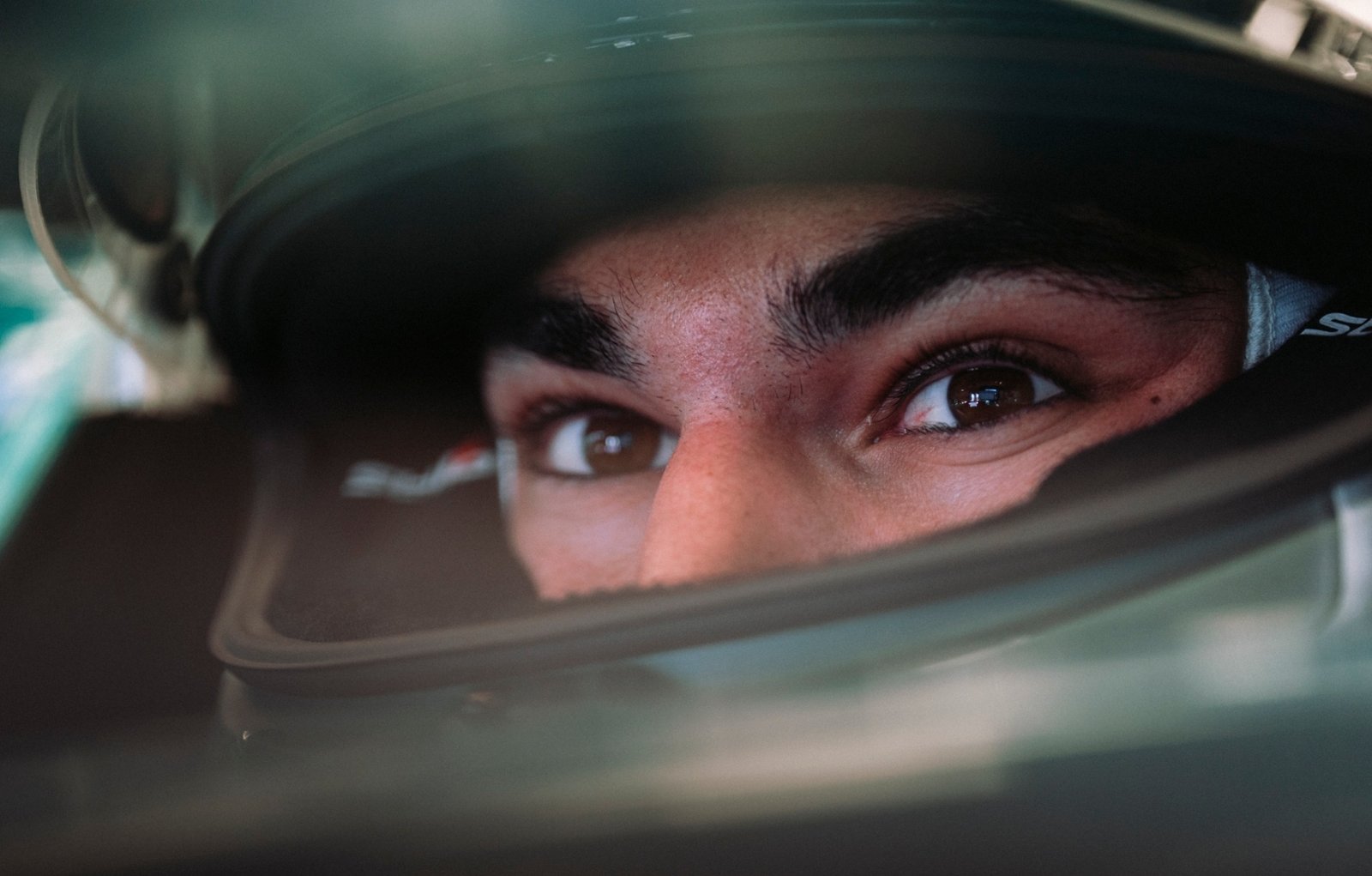 Aston Martin en la primera mitad de temporada, del presagio de un año para olvidar, a los brotes verdes 1 Screenshot 20250719 204201 com.twitter.android edit 3430314607288