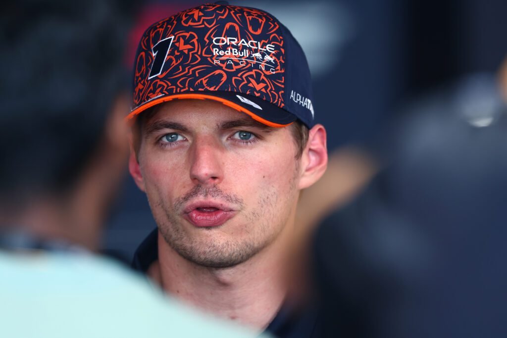 Max Verstappen reacciona a los rumores sobre su fichaje por Mercedes: "Nada ha cambiado" 1 f1 grand prix of austria qualifying