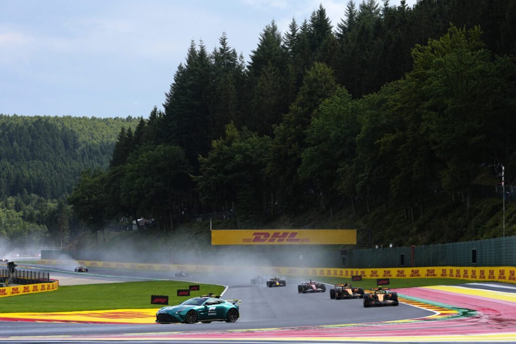 ¡Indetenible! Oscar Piastri vence a Lando Norris y gana el GP de Bélgica 2025 1 f1 grand prix of belgium 2