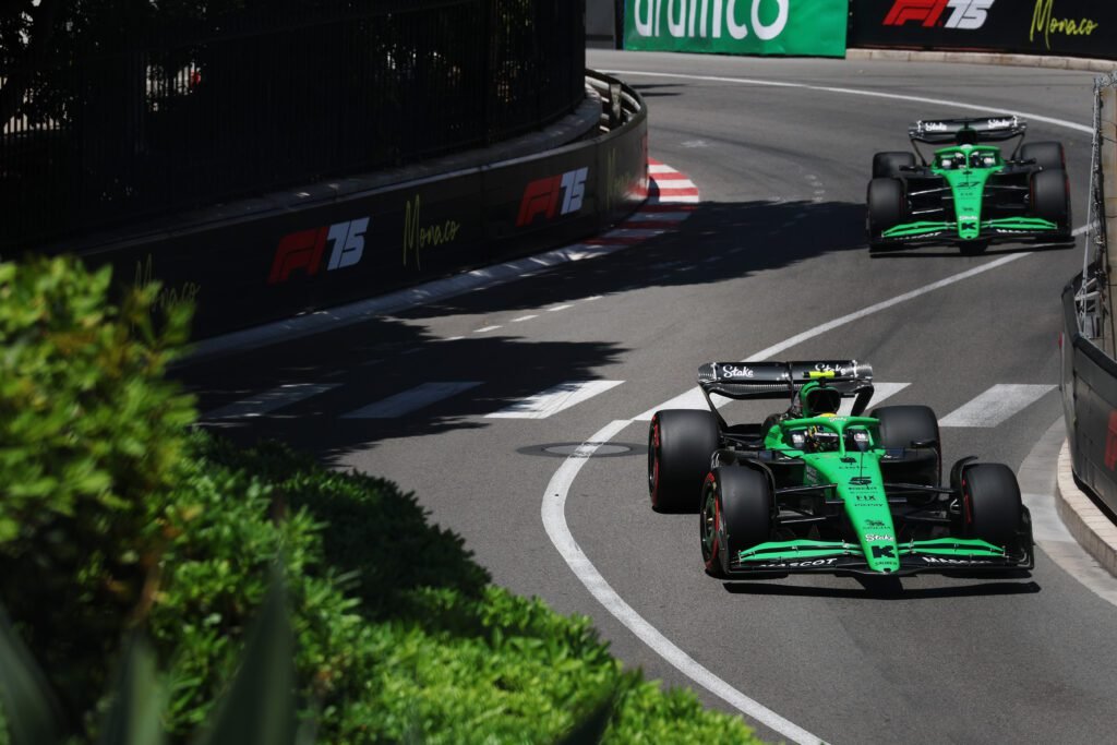 Del peor auto de la parrilla a un podio inesperado: Una primera mitad de temporada llena de sorpresas para Sauber 3 f1 grand prix of monaco final practice