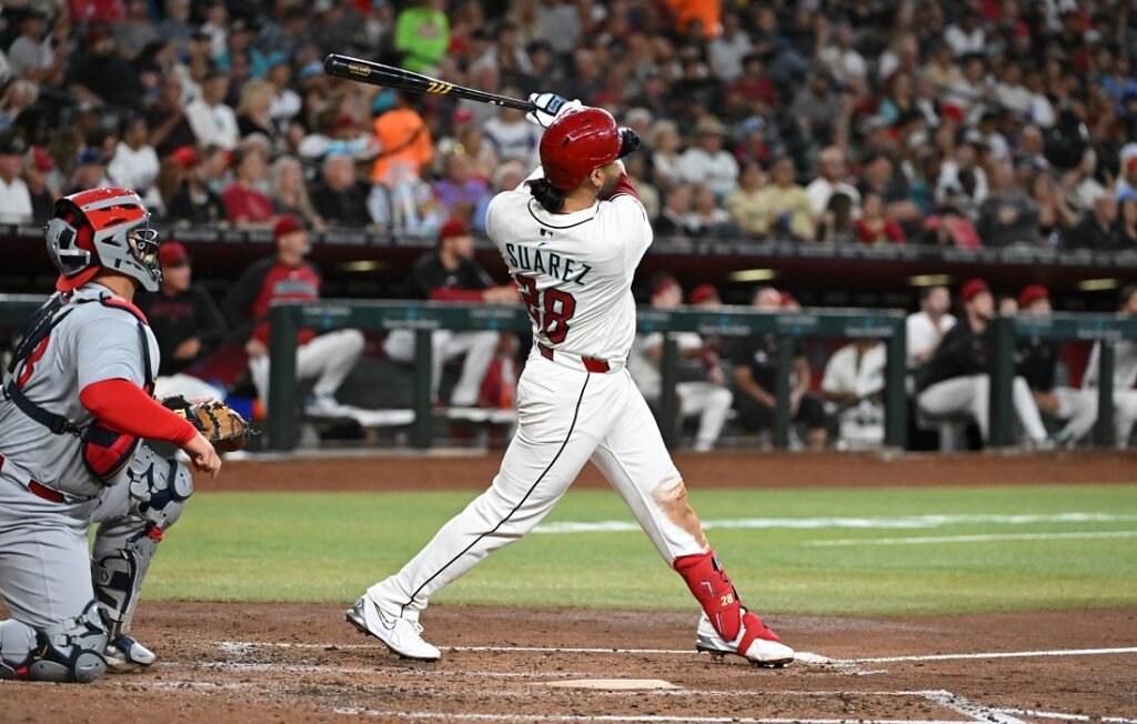 Eugenio Suárez recibe alentadoras noticias sobre el pelotazo que recibió ante Tigres de Detroit 1 Eugenio Suárez