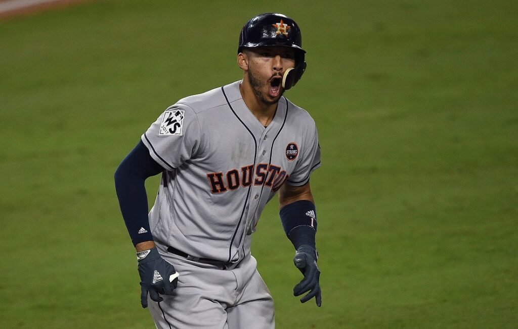MLB: Top de los traspasos más impactantes durante el periodo de cambios 2 Carlos Correa