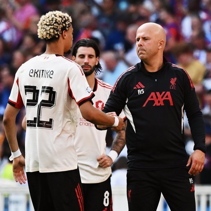 El Liverpool revienta el mercado europeo 2 GyE yNyWwAA3HIU