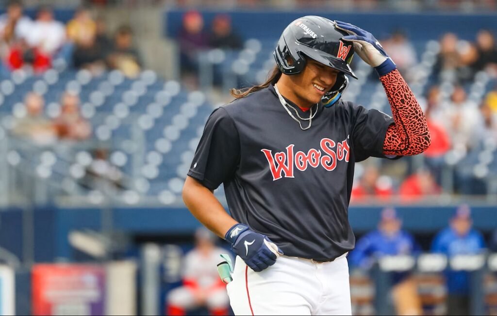 ¡Llegó el momento de 'The Password'! Medias Rojas de Boston ascendió al prospecto venezolano Jhostynxon García 5 Jhostynxon García