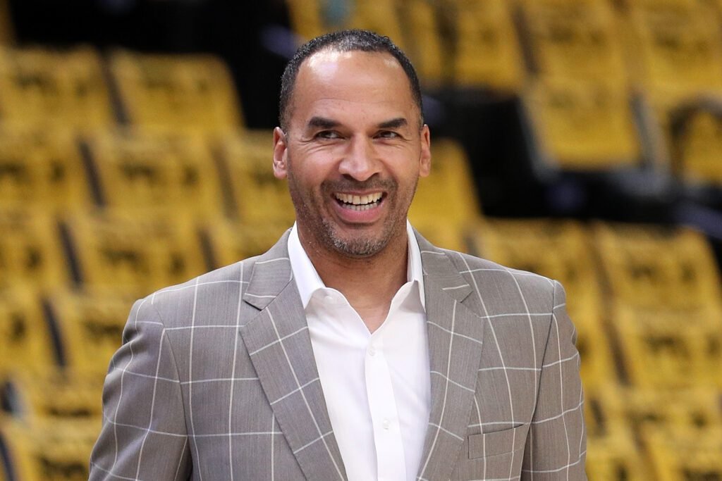 Cooper Flagg, año I: Hasta dónde llegará Dallas en 2025-2026 con el pick 1 del Draft 1 Nico Harrison