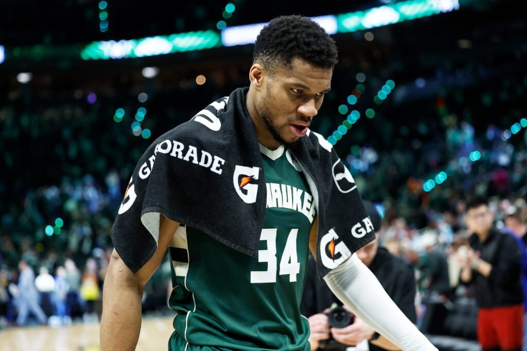 ¿Giannis Antetokounmpo pedirá ser cambiado y saldrá de Bucks? 7 Giannis