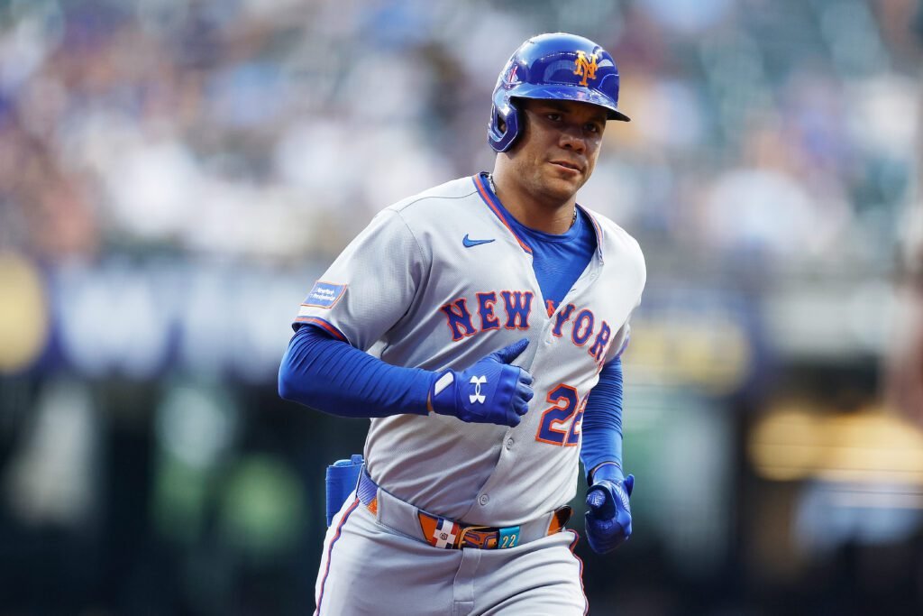 Juan Soto #22 of the Mets de Nueva York