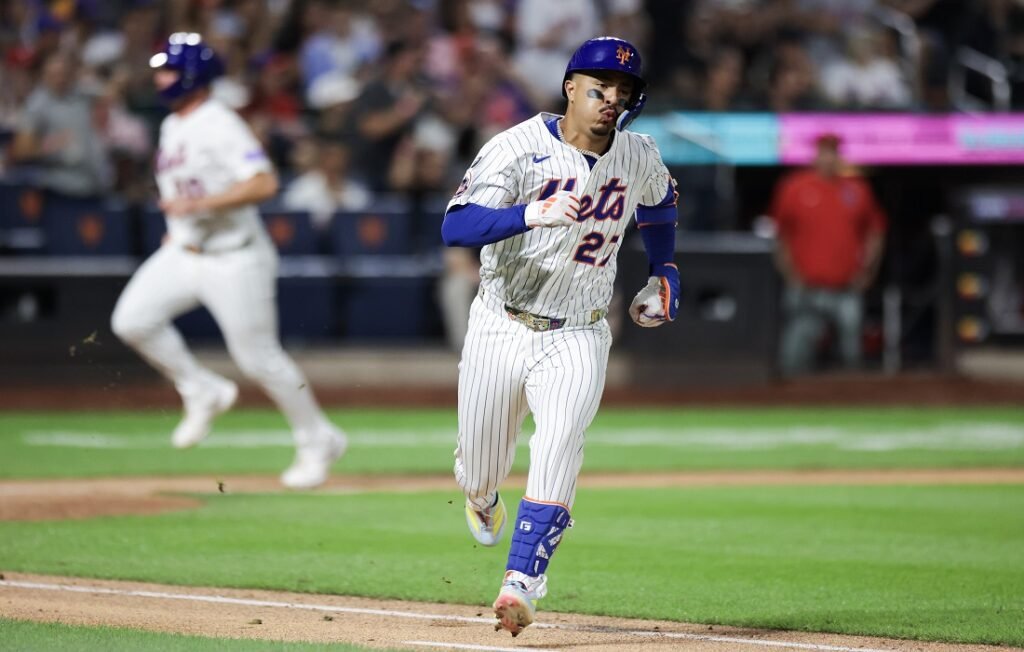 Mets se lleva el primero de vital serie ante Filis gracias al bate de Luis Torrens 2 Luis Torrens