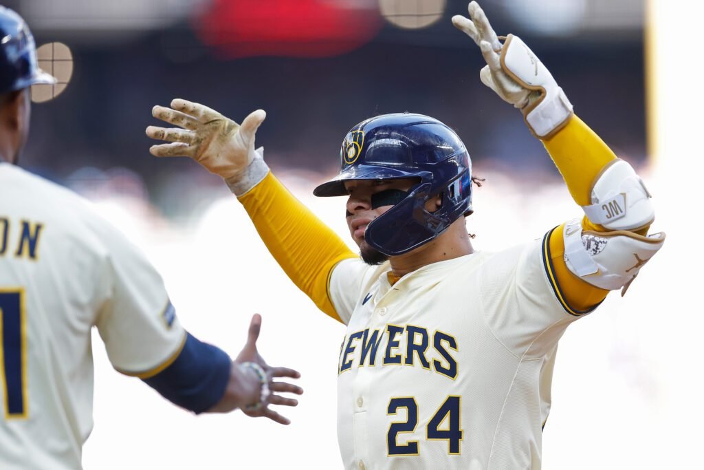 Los Cerveceros de Milwaukee con 12 victorias seguidas se imponen como los mejores de MLB 4 Cerveceros de Milwaukee