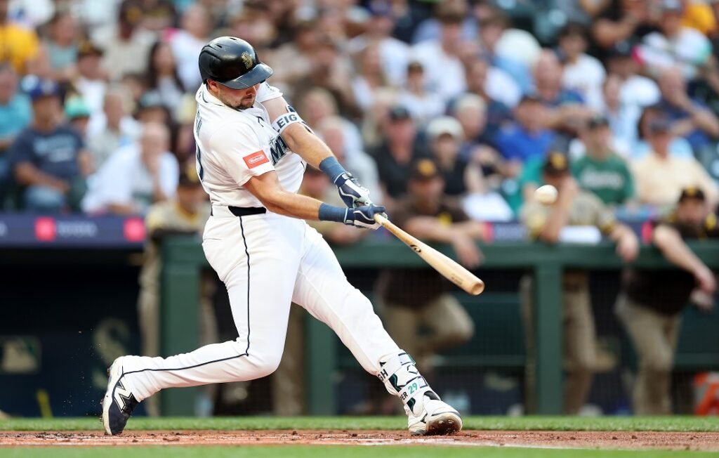 Cal Raleigh sigue indetenible al conectar su 50° cuadrangular de la temporada 2 Cal Raleigh