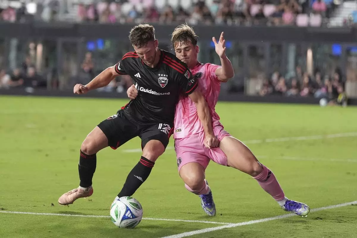 Doblete de Messi: El Inter Miami vence al DC United 3-2 1 Inter Miami vence al DC United.