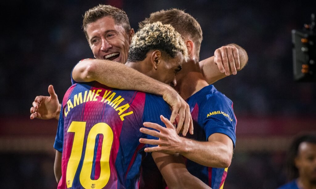 Lamine regresa, Barcelona gana y es nuevo líder de La Liga 1 Barcelona llegó a 19 puntos en La Liga.