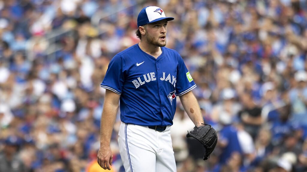 Trey Yesavage consigue su primera victoria y deja a los Azulejos a una victoria del banderín 4 Trey Yesavage