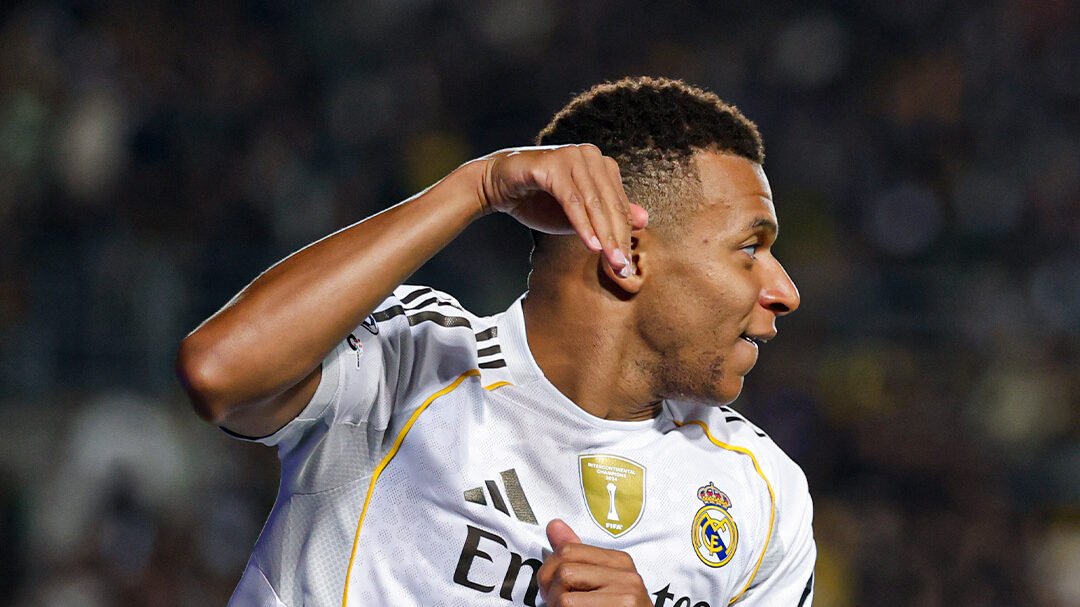 Mbappé brilla con hat-trick en goleada del Real Madrid sobre Kairat Almaty 2 Mbappé