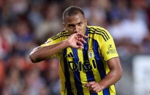 Salomón Rondón anotó su primer gol con el Real Oviedo.