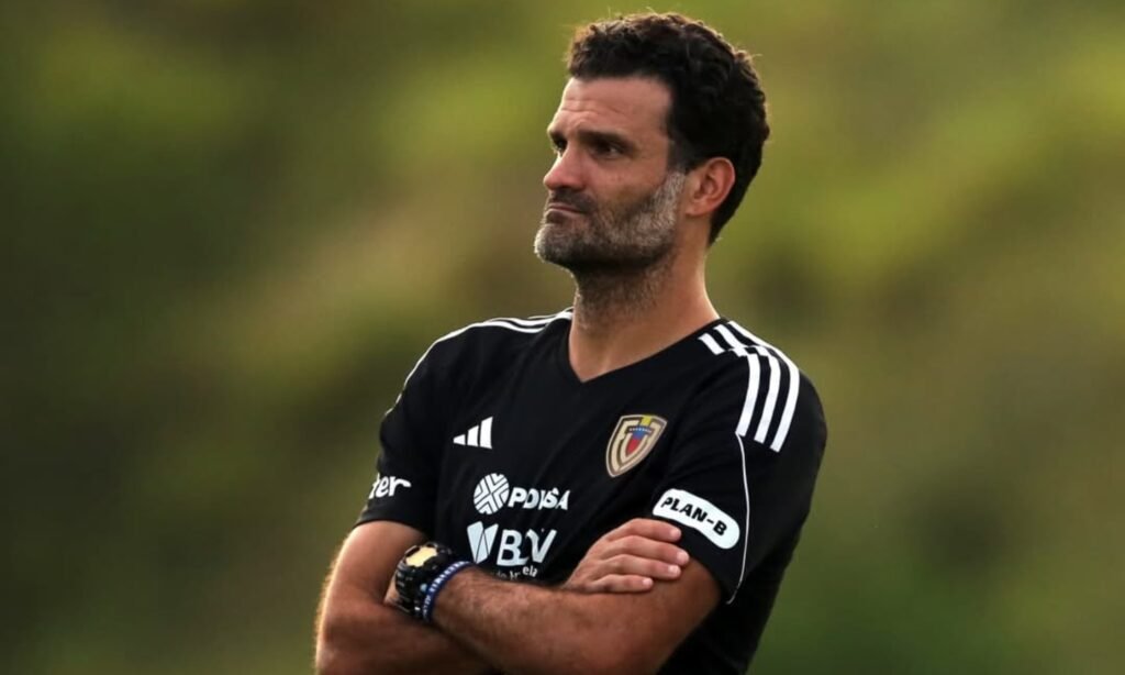 Vizcarrondo convocó a 24 jugadores del Futve para su primera lista vinotinto 9 Oswaldo Vizcarrondo.