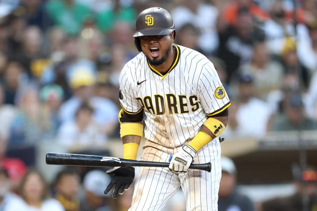 Luis Arráez llega a 1.000 hits en MLB 6 Luis Arráez de los Padres de San Diego