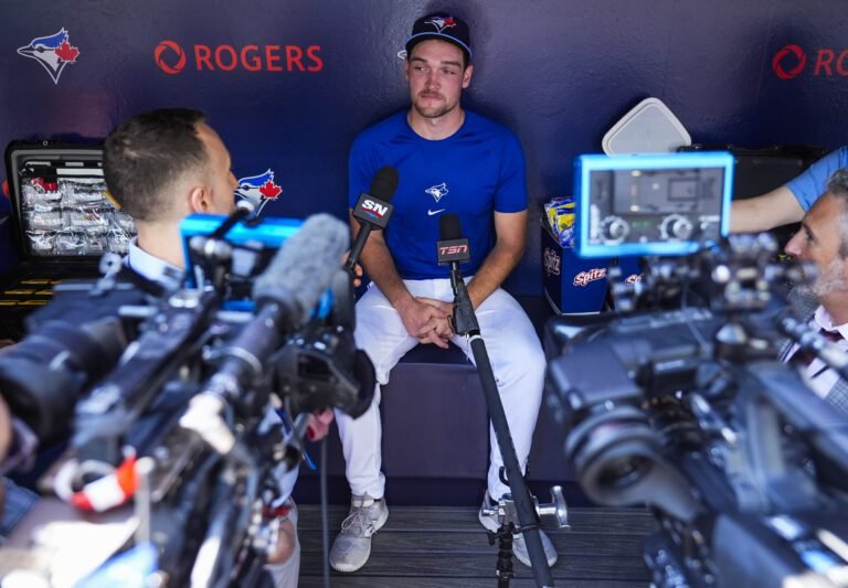 Trey Yesavage of the Azulejos de Toronto